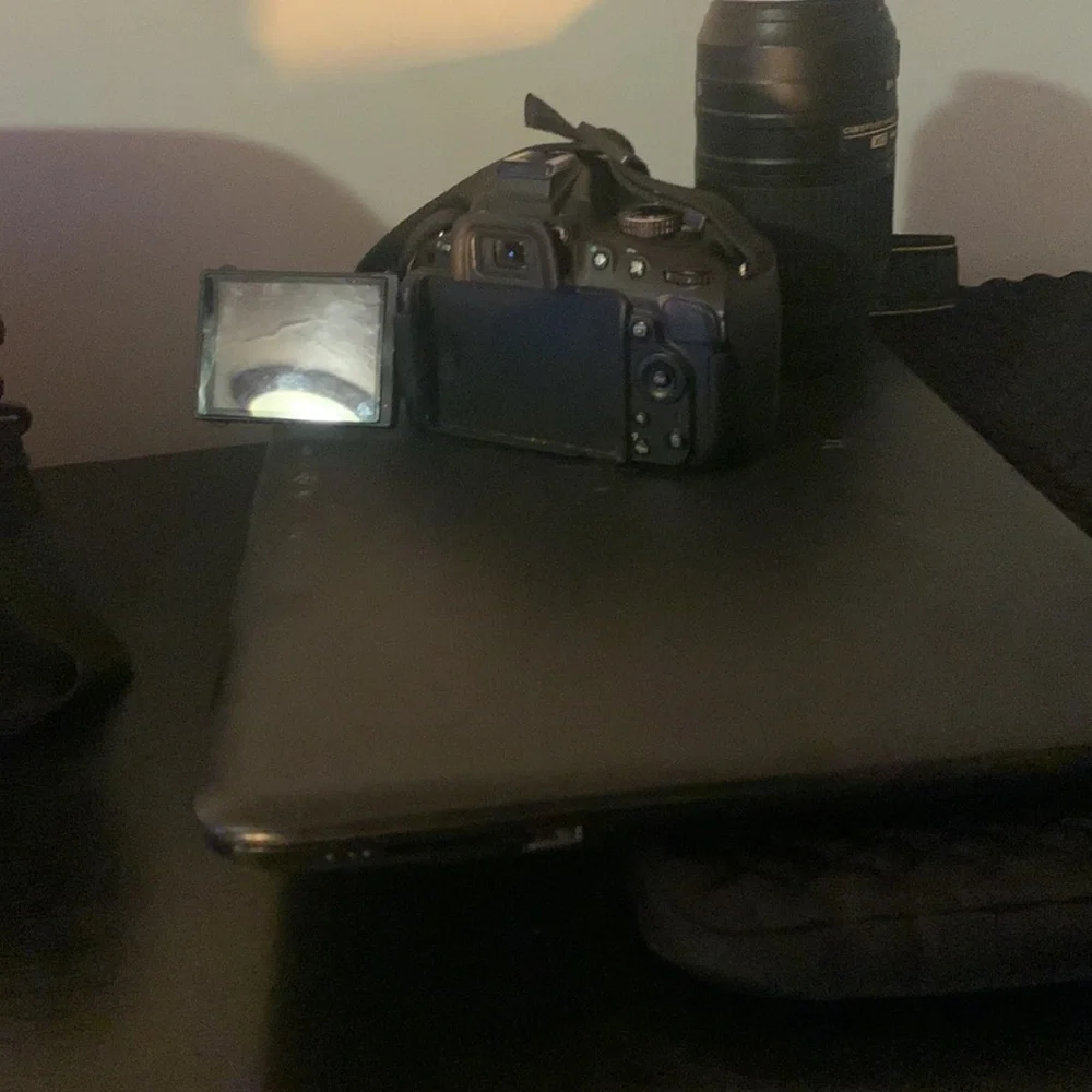 Digital camera / video